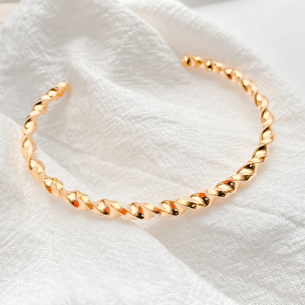 eManco Fashion Metal Thread Pattern Stainless Steel Gold Plated 14K Bangles, High Quality Waterproof Jewelry  48 Hour Shipment