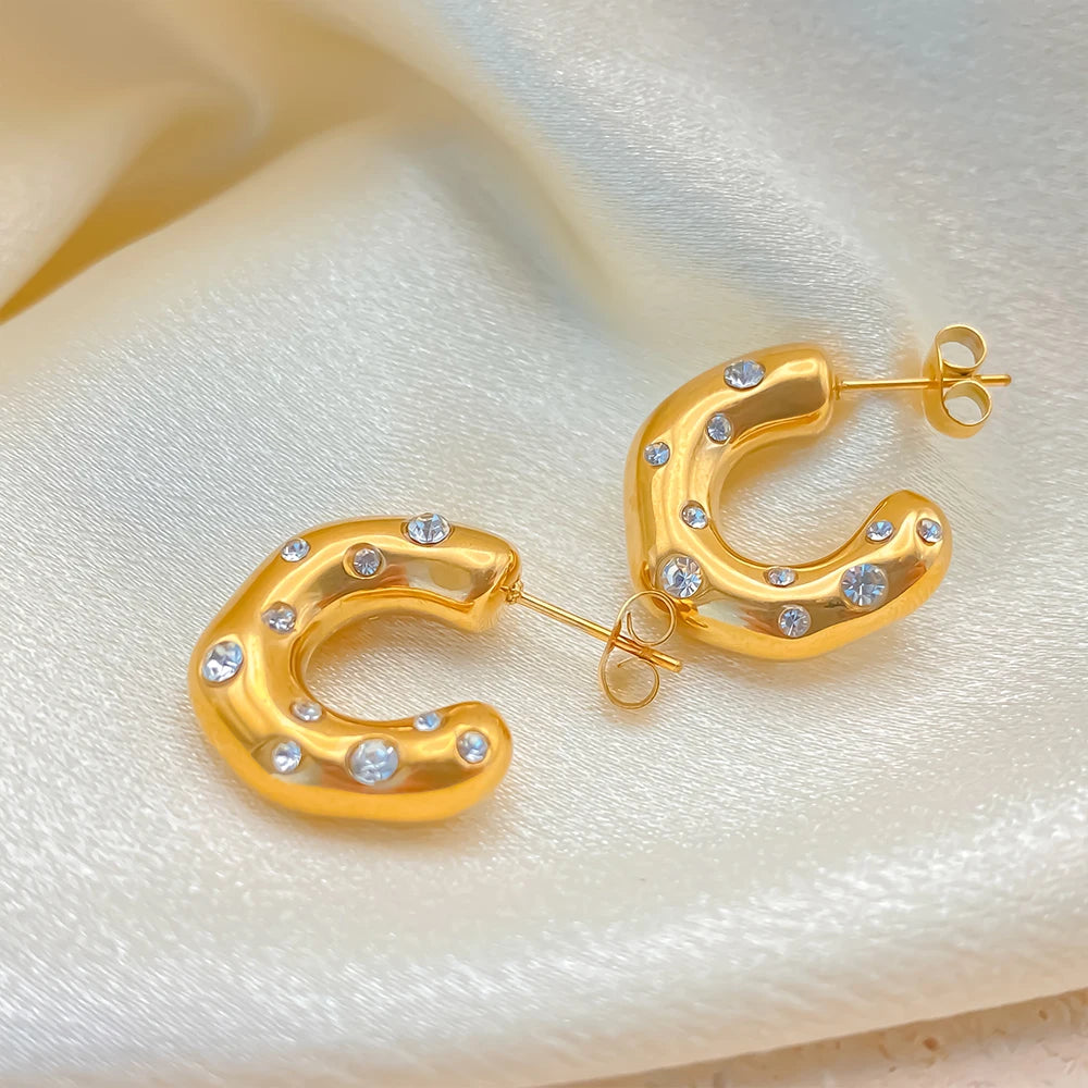 eManco Sparkling Rhinestones High Quality Stainless Steel Gold Plated CC Shape Hoop Earrings Suitable for Women Party Jewelry