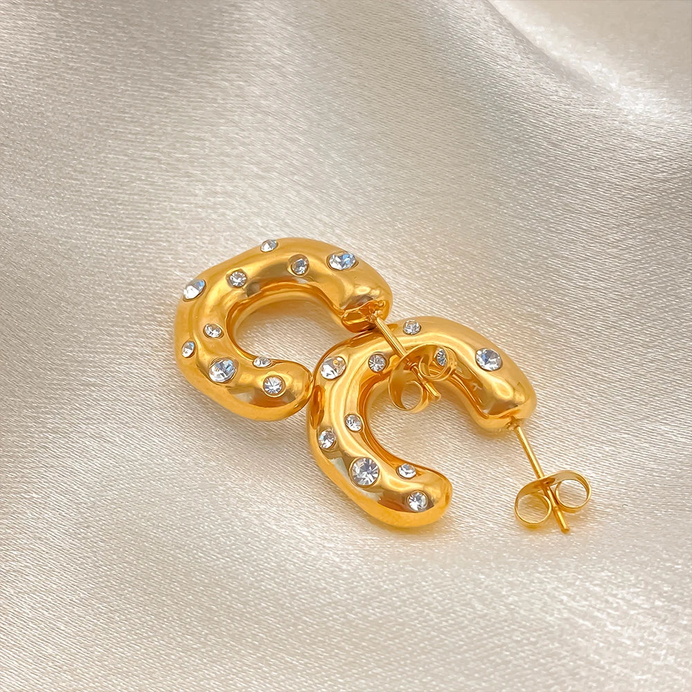 eManco Sparkling Rhinestones High Quality Stainless Steel Gold Plated CC Shape Hoop Earrings Suitable for Women Party Jewelry