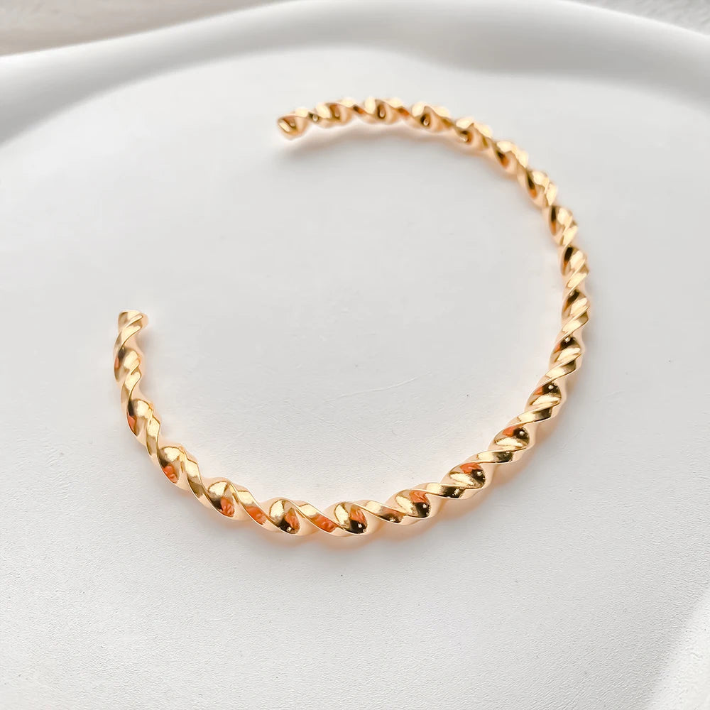 eManco Fashion Metal Thread Pattern Stainless Steel Gold Plated 14K Bangles, High Quality Waterproof Jewelry  48 Hour Shipment