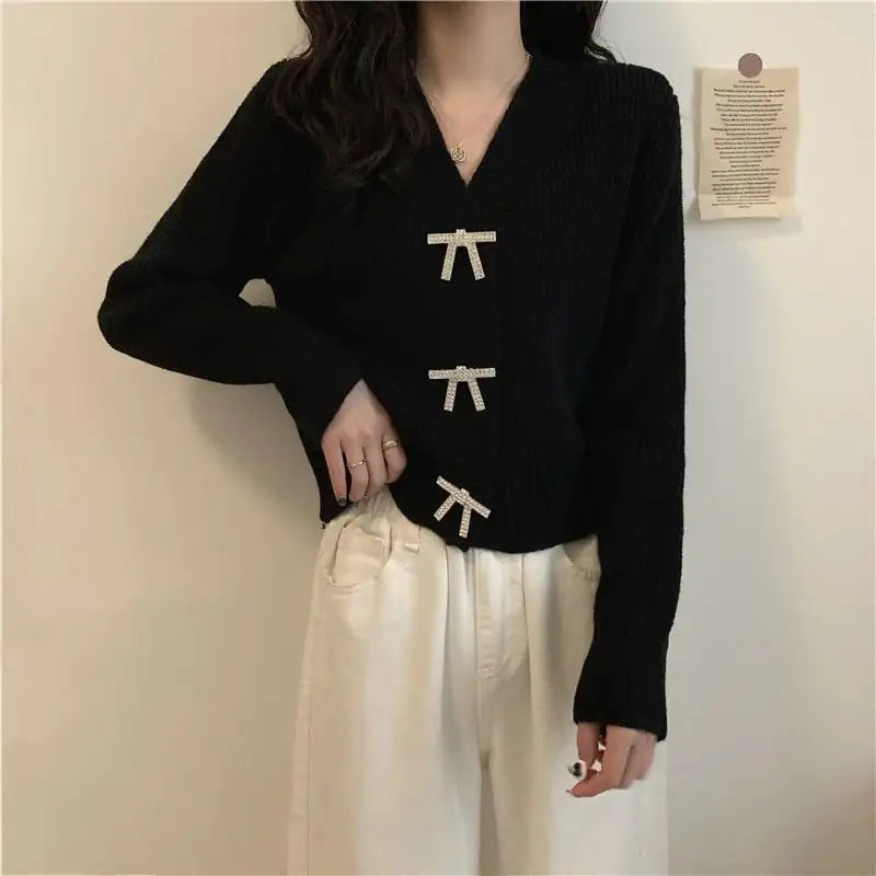 Women's V-neck Loose Short Knitted Cardigan Jacket